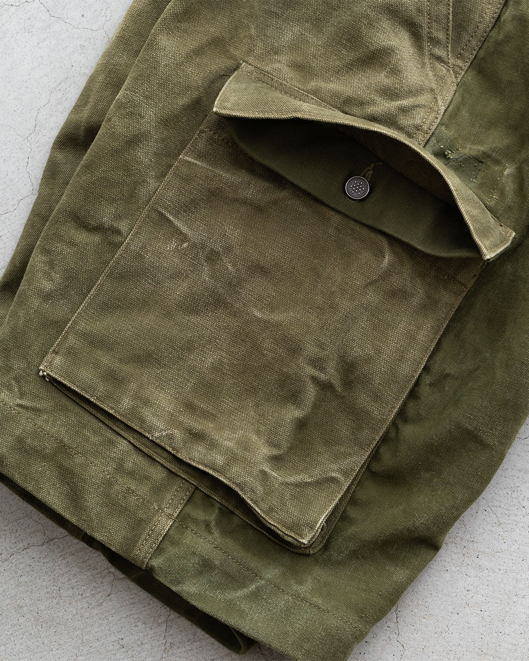 【HEXICO】Side Cargo Shorts 『US Military 40-70s Duffel Bag Cotton With 13 Stars Button』②