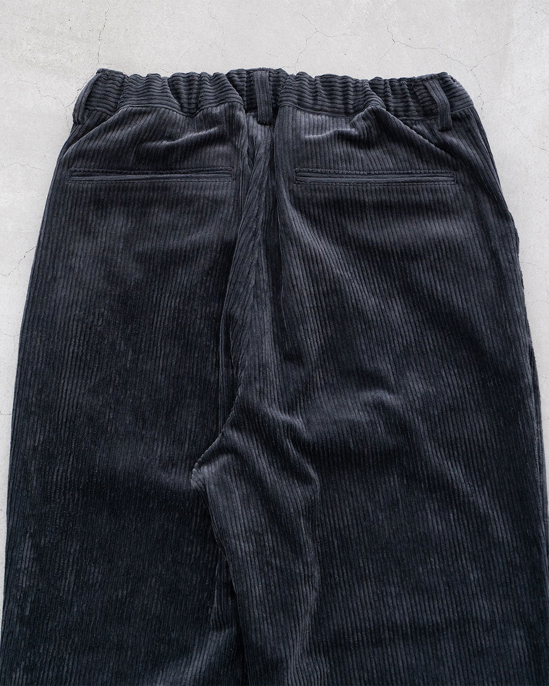 【STILL BY HAND】 5-wale corduroy pants