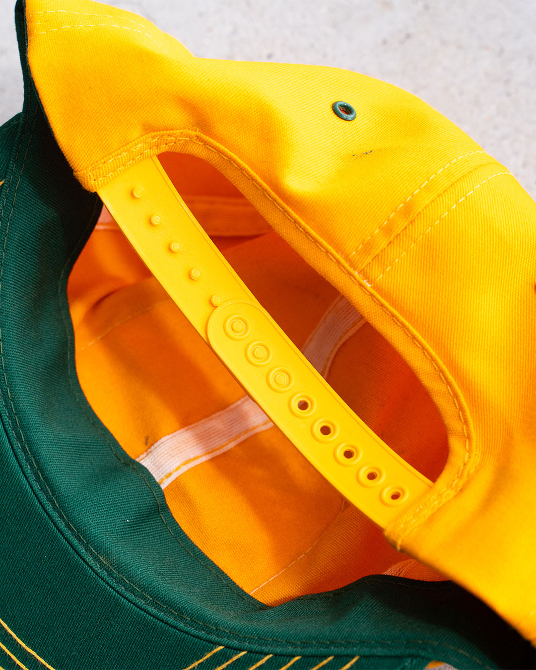 【VINTAGE】Used Good Cap ”DEKALB"