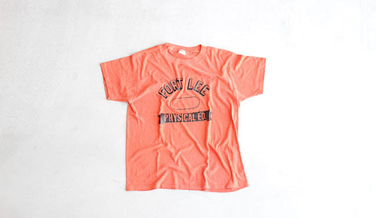 このTシャツ。いいプリントが胸に！！！
