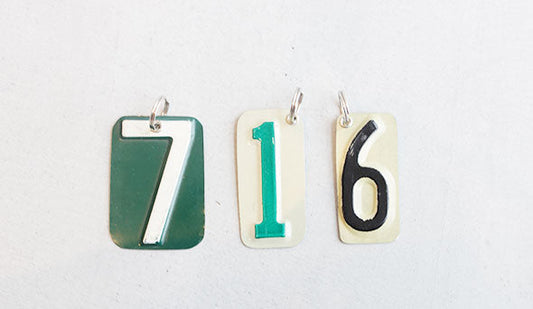 LETTERS 8 Car Number Key Holder.