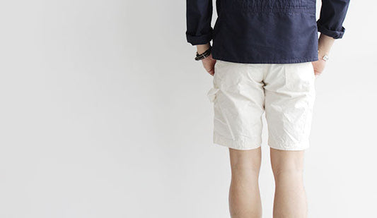 orslow / オアスロウ　Slim Fit Painter Shorts Ecru.生成りのペインターショーツ。