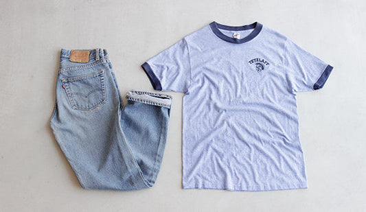 夏にはUSED Trim T-Shirtsにデニムのコーディネートを楽しみたい。