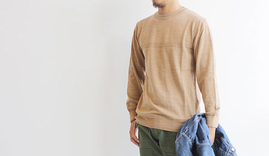 【STILL BY HAND / スティル バイ ハンド】シンプルにデザインされた万能ニット。