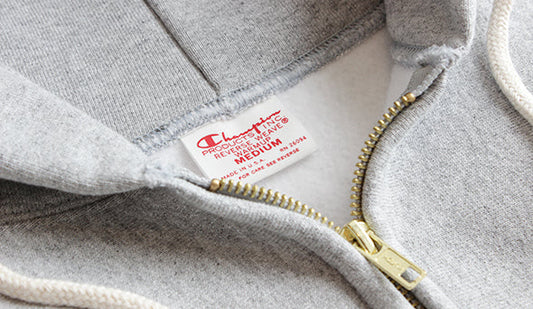 憧れの名作【CHAMPION / チャンピオン】Made In USA Reverse Weave Zip Sweat Parka入荷。