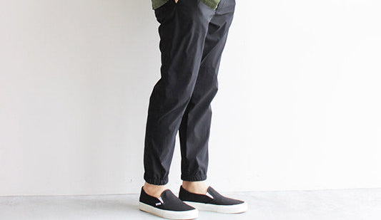 【STILL BY HAND / スティル バイ ハンド】Polyester Jogger Pants.セットアップ以外にも使い方色々。
