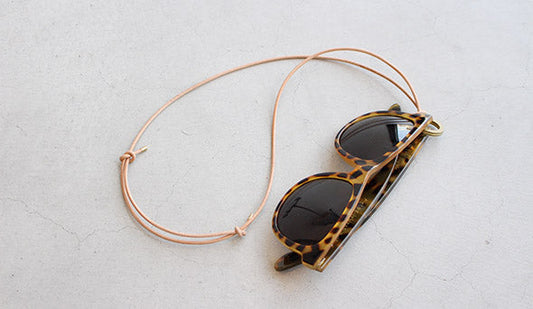 【STILL BY HAND / スティル バイ ハンド】 Glass Holder / Necklace.シンプルなスタイルのアクセントに。