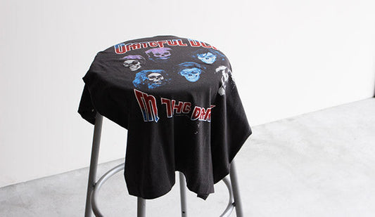 【80s Greatfull Dead In The Dark T-Shirts】今の時期から、秋のインナーまで使えるクールな１枚。