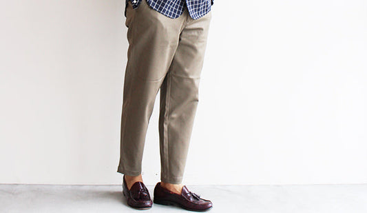 【STILL BY HAND / スティル バイ ハンド】W Cloth One Tuck Pants.素材感が引き立つ穿き心地の良い1本。