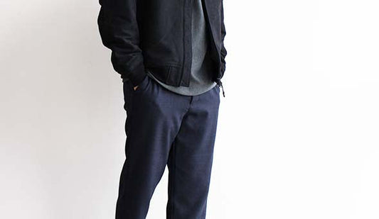 【STILL BY HAND / スティルバイハンド】1Tuck W Cloth Tapered Pants.セミワイドのバランスの良いスラックス。