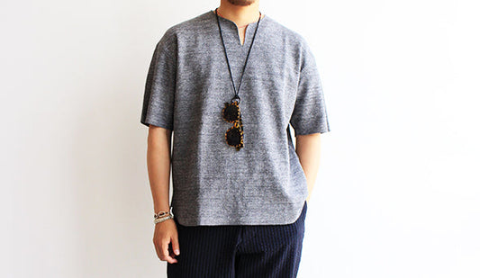 【Blurhms / ブラームス】Rought & Smooth Over Neck Tee.最高の着心地を誇るブラームスのカットソー。