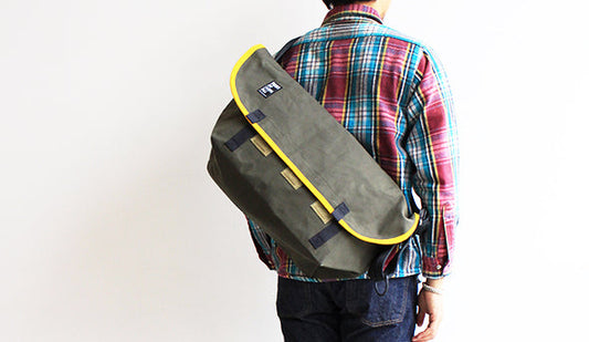 完売の【Bummer and Lazarus bags】Messenger bag. Made In San Franciscoに１個だけストックが入荷です。