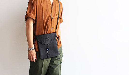 【YAK Leather With Lapis Lazuli Medicine Bag】のセカンドデリバリーについて。