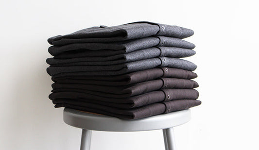 【STILL BY HAND】Crew Neck Cardiganも残りわずかに。