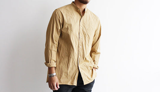 【A VONTADE / ア ボンタージ】Banded Collar Shirts "Beige"アボンタージを代表する１枚が入荷です。