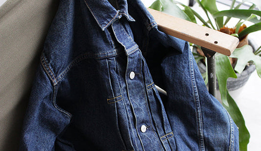 【orslow / オアスロウ】Pleated Front Blouse 1 Year Wash.不滅の名作『1st』をベースにした1枚。