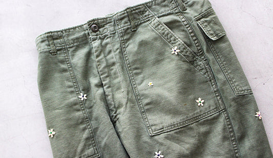 【SHANANA MIL】60-70s Remake Vintage Beaker Pantsも店頭に入荷しております。