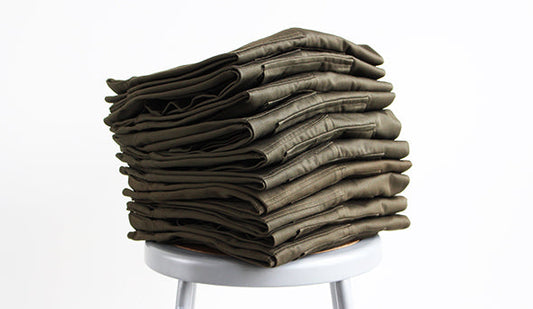 即完売だった【DEADSTOCK】00s Austria Army Combat Trousersも再入荷いたしております。