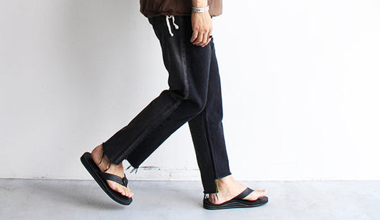 ご要望の多いFORT別注の【Made By Sunny Side Up】2 for 1 Front Low Denim “BLACK”をオンラインにアップしたしました。