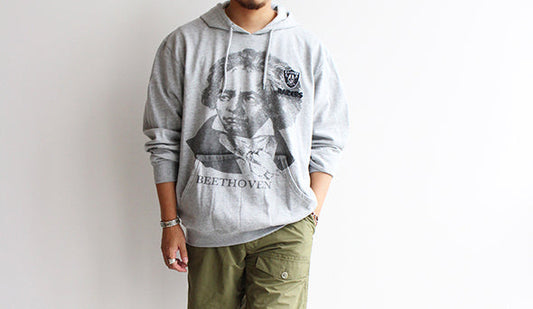【NFL RAIDERS Official Hoodie “Beethoven” Over Print Remake】こちらも少量ですが再入荷です。