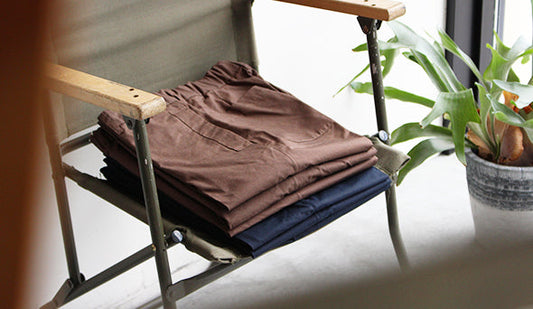 【STILL BY HAND / スティル バイ ハンド】Cotton Tapered Trousers.抜群のシルエットを誇る1本が入荷致しました。