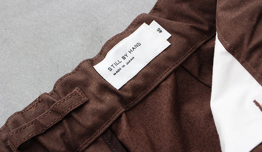 【STILL BY HAND / スティル バイ ハンド】より抜群にシルエットの良いパンツも入荷しております。