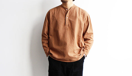 【DEADSTOCK】70s Russian Military Sleeping Shirt “Brown Dye”新たにこちらも入荷です。
