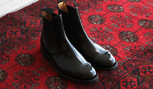 【SANDERS】Military Chelsea Bootsが少量ですが奇跡的に再入荷です。