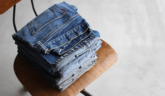 【VINTAGE】80s Levis 501 "Redline"1本は持っていたい王道のデニム。サイズ、雰囲気ともに厳選してセレクト致しました。