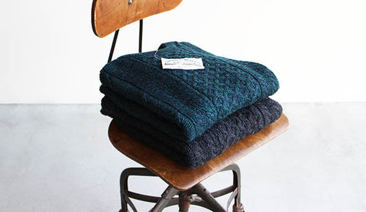 【DEADSTOCK】Old Aran Crafts Fisherman Knit.まだまだ寒い季節に向けて気の利いたニットをご用意です。
