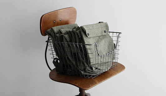 【DEADSTOCK】60s Swiss Military Shoulder Bag.素材が好みなヴィンテージミリタリーバックが入荷です。