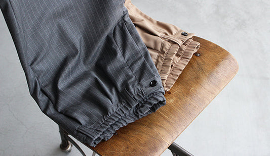 【STILL BY HAND / スティル バイ ハンド】2tuck Summer Wool Slacks.極上の肌触りで春夏に最適な1本。