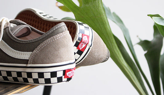 【VANS / ヴァンズ】からこのブランドらしい１足が届きました。