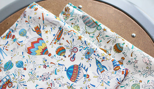 【DEADSTOCK】80s Liberty Fabric Handkerchief.少し変わった珍しいアイテムが入荷です。