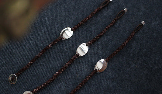 【SCOSHA / スコーシャ】Oval ID Bracelet "Deerskin"＆Hammered Ringが入荷です。