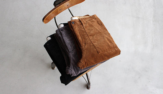 【STILL BY HAND】Corduroy Baker Pants ”Brisbane Moss Fabric"インポートファブリックを使った1本。
