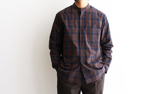 【STILL BY HAND / スティル バイ ハンド】Band Collar Check Shirts. 生地、色合い、シルエットと３拍子揃った1枚。