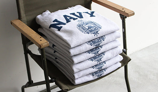 【IMPORT】Champion Reverse Weave "USNA Official Print"Mが少量だけ再入荷いたしました。