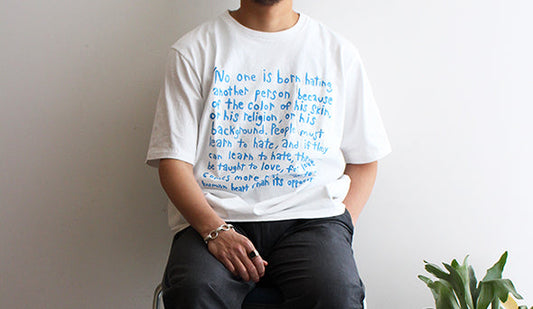 【MONITALY / モニタリー】S/S Pocket Tee with Print "Made In Los Angeles"着心地がよく着たいと思えるメッセージT。