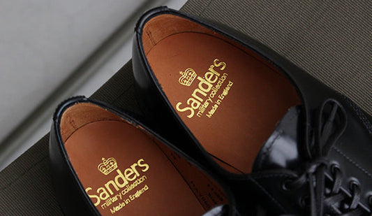 春に向けて欠品しておりました【SANDERS / サンダース】Military Derby Toecap Shoe.も到着です。