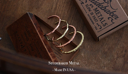 【Studebaker Metal / スタッドベイカーメタル】Studebaker & Braddock Cuff "Copper" Made IN USAが新たに入荷いたしました。