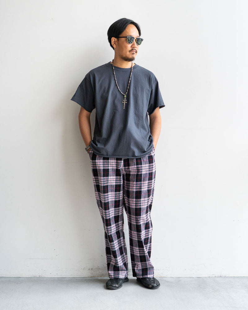 身長175cm　体重69kg / 着用サイズ L / カラー Fade Black