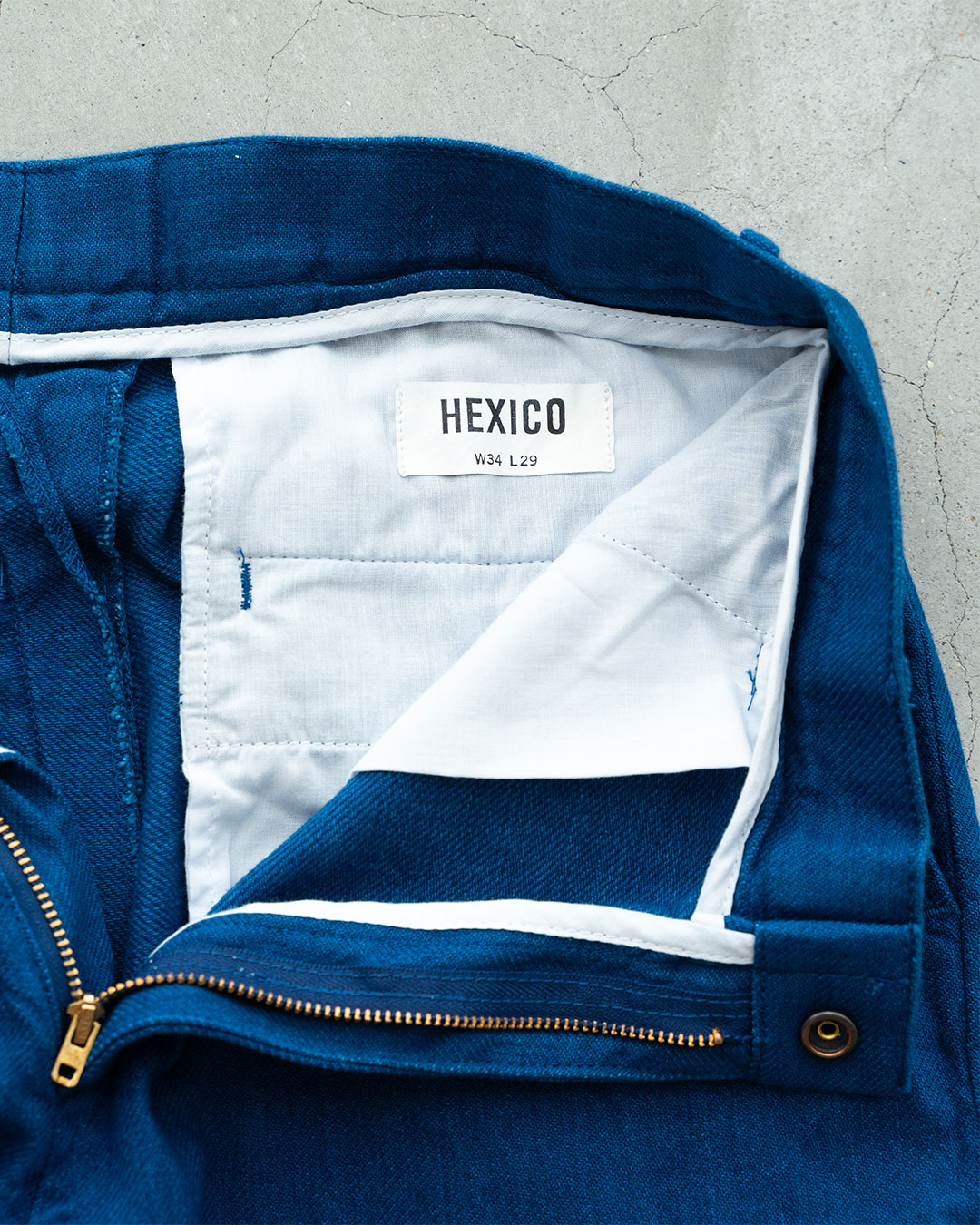 【HEXICO】Indigo Flannel Slacks 『30s Cinch Buckle Iron / 70-80s Talon 42 Brass』