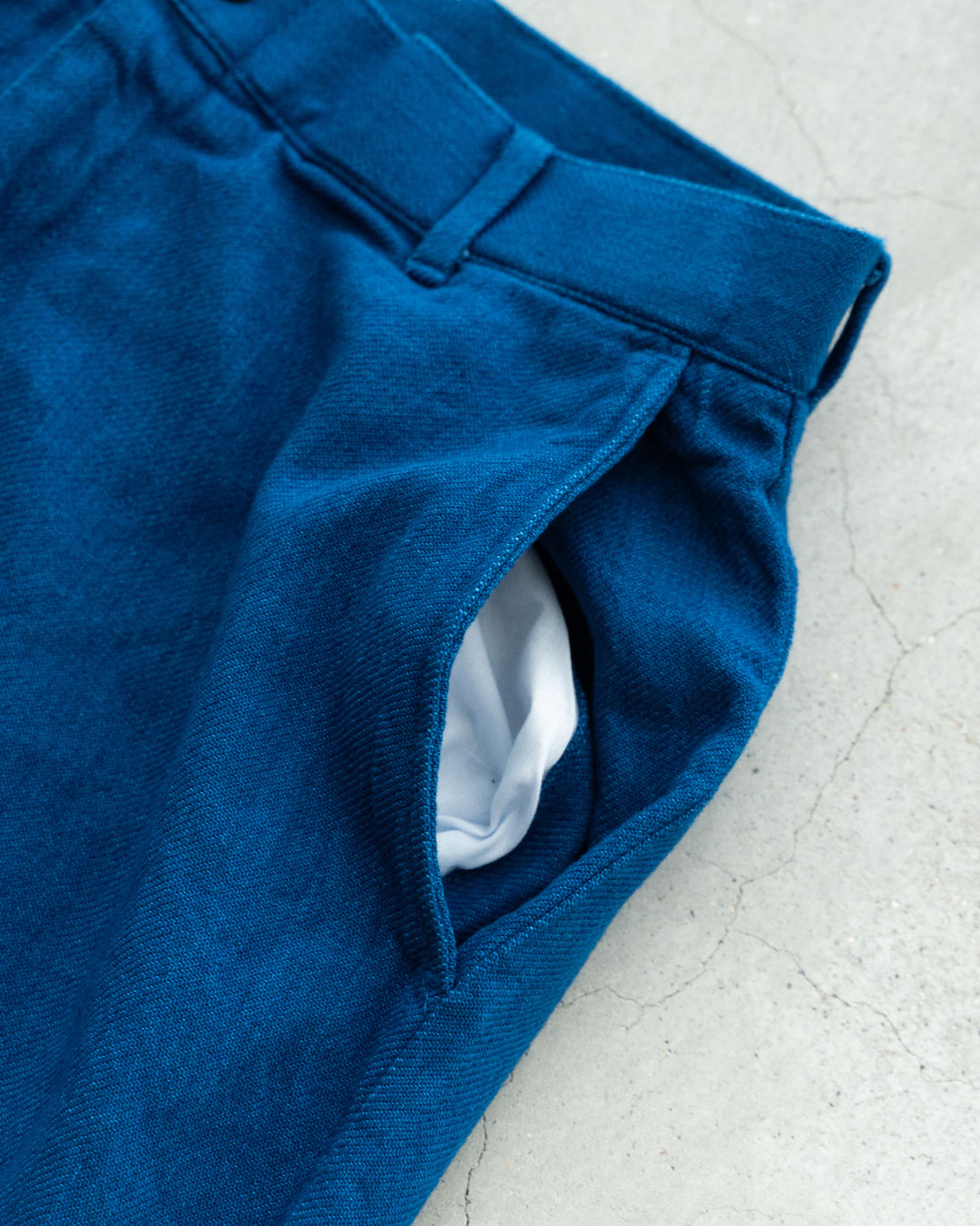 【HEXICO】Indigo Flannel Slacks 『30s Cinch Buckle Iron / 70-80s Talon 42 Brass』