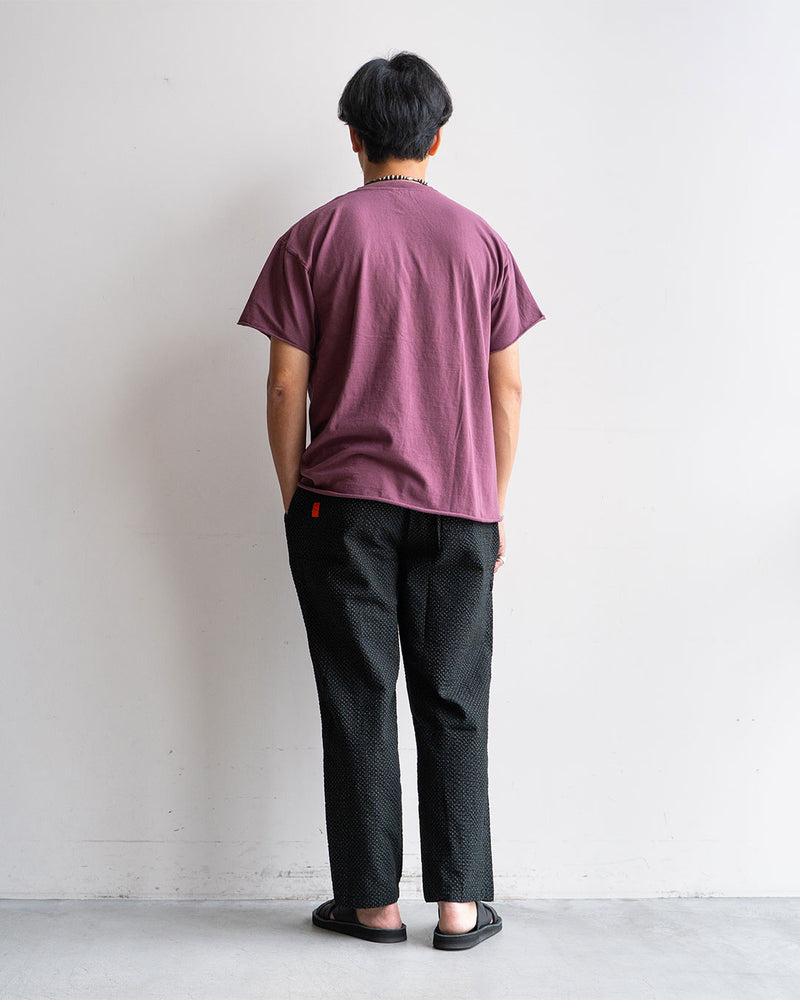 モデル 身長175cm 体重69kg / 着用サイズ L / カラー Black