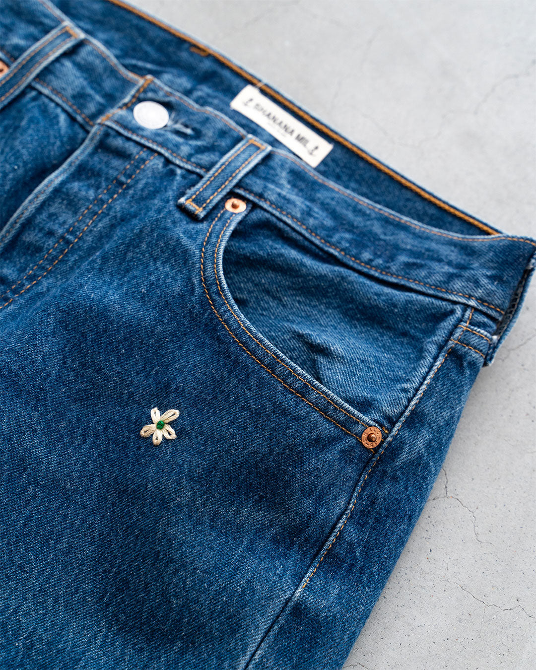 【SHANANA MIL】Used 501 Denim『Hand Embroidery Daisy』①