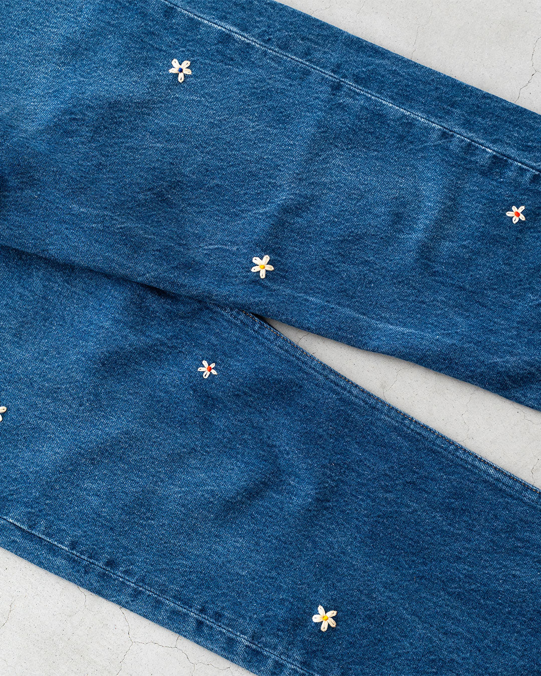【SHANANA MIL】Used 501 Denim『Hand Embroidery Daisy』①