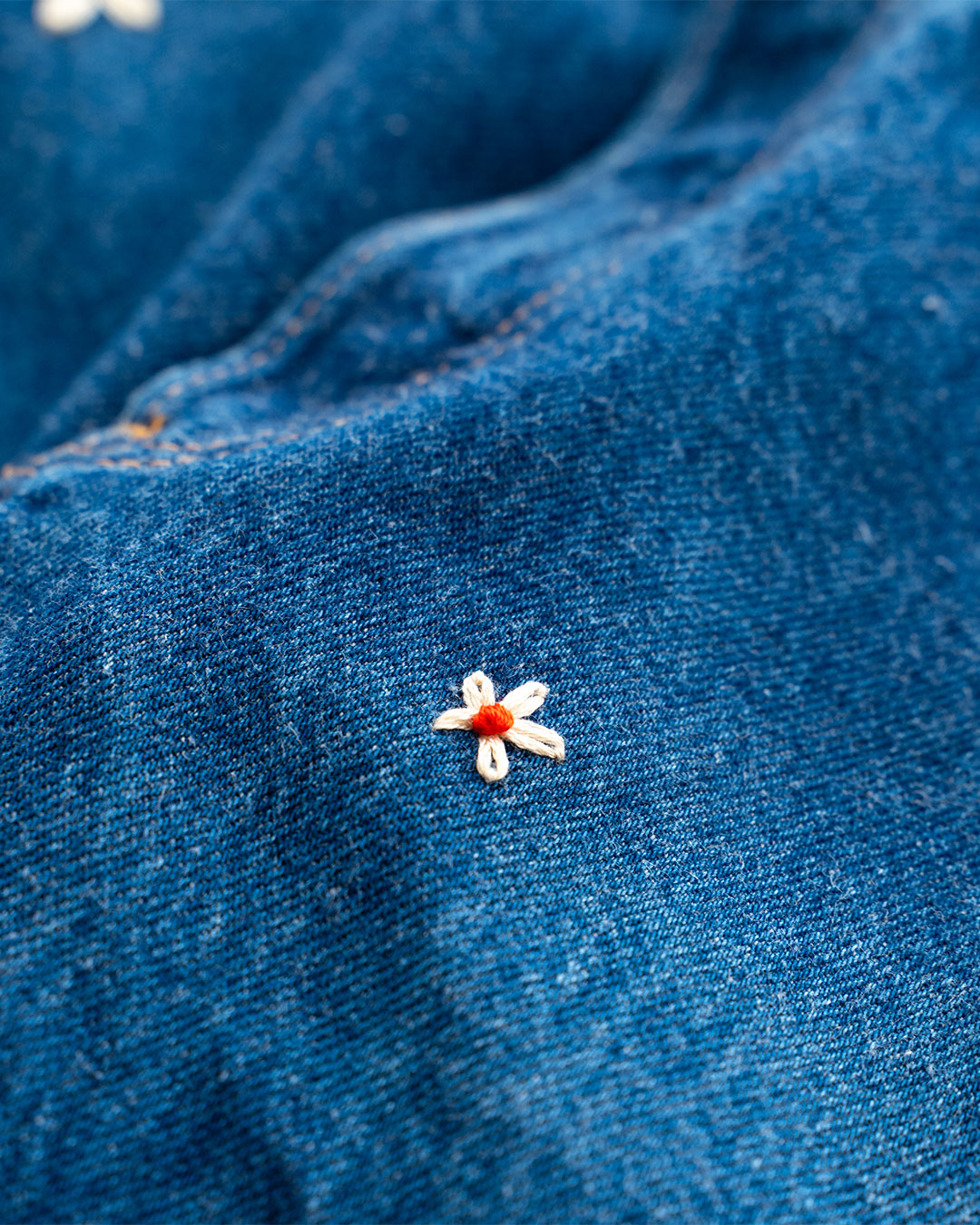 【SHANANA MIL】Used 501 Denim『Hand Embroidery Daisy』②