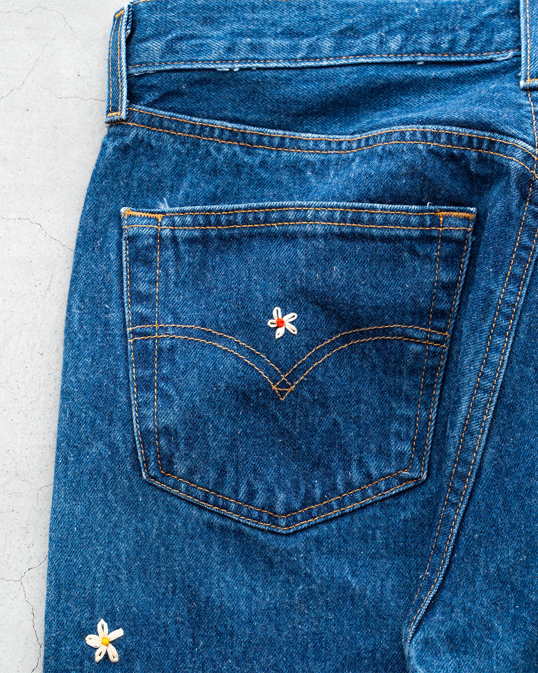 【SHANANA MIL】Used 501 Denim『Hand Embroidery Daisy』②