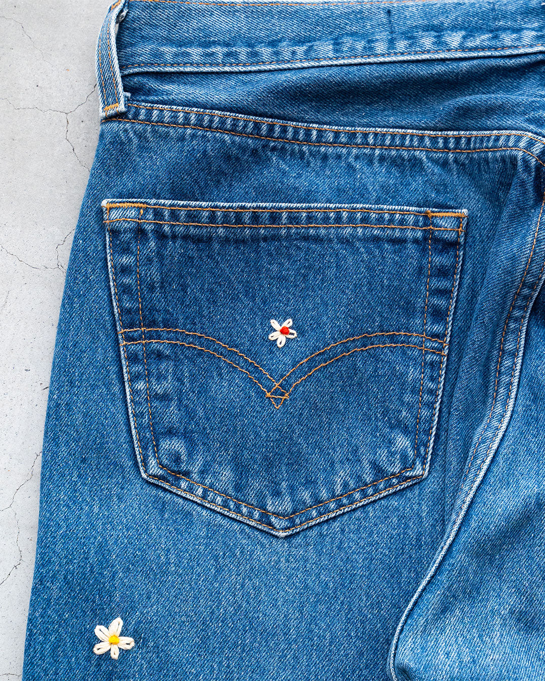 【SHANANA MIL】Used 501 Denim『Hand Embroidery Daisy』⑤